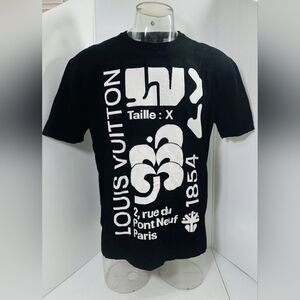 Louis Vuitton Black and White Graphic Tee Knitted